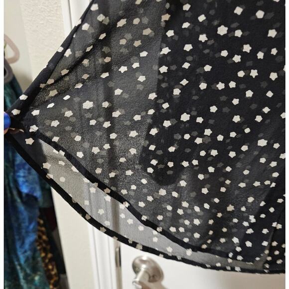 Theory SzP Black 100% Silk w cream dot pattern. Lightweight. Sheer. Career. Work - Picture 8 of 13